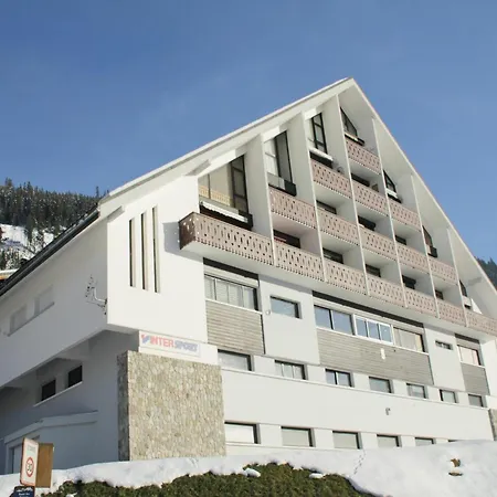 Duplex In Near Cable Car & Valley Views شقة *