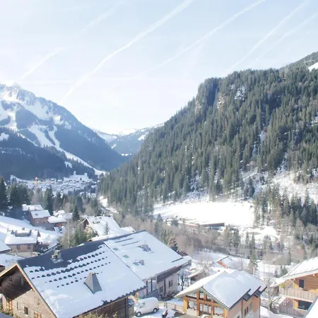 Duplex In Near Cable Car & Valley Views شقة شاتيل